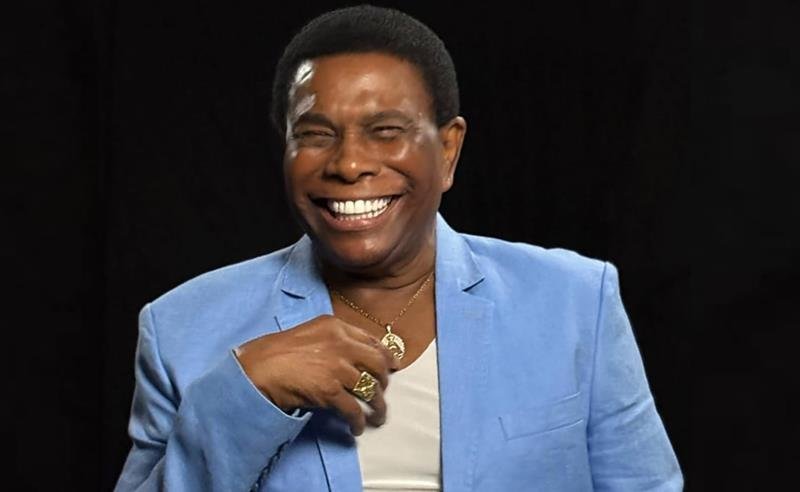 Teatro Nova Iguaçu Petrobras celebra quatro anos com show gratuito de Neguinho da Beija-Flor